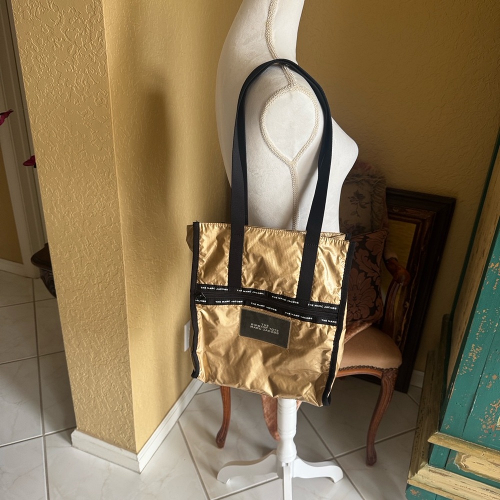 Marc Jacob’s Ripstop Tote - Picture 3 of 9